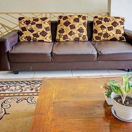 Oyo 91707 Jannah Homestay Syariah Dau Kültér fotó
