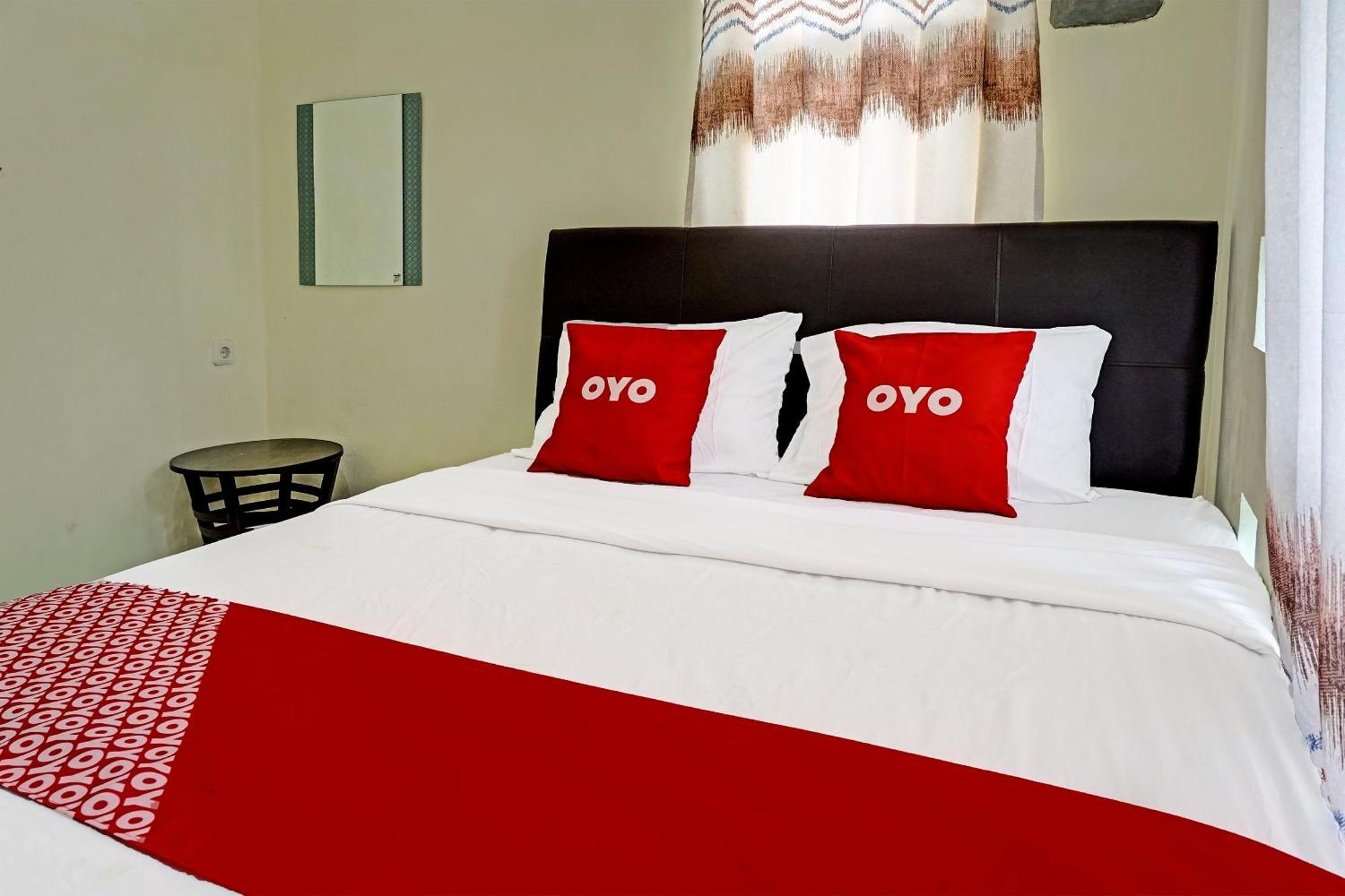 Oyo 91707 Jannah Homestay Syariah Dau Kültér fotó