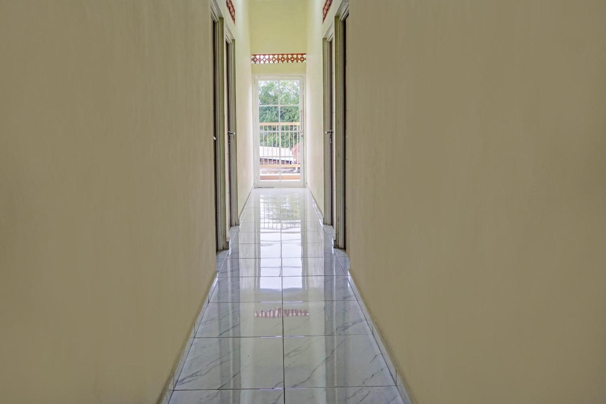 Oyo 91707 Jannah Homestay Syariah Dau Kültér fotó